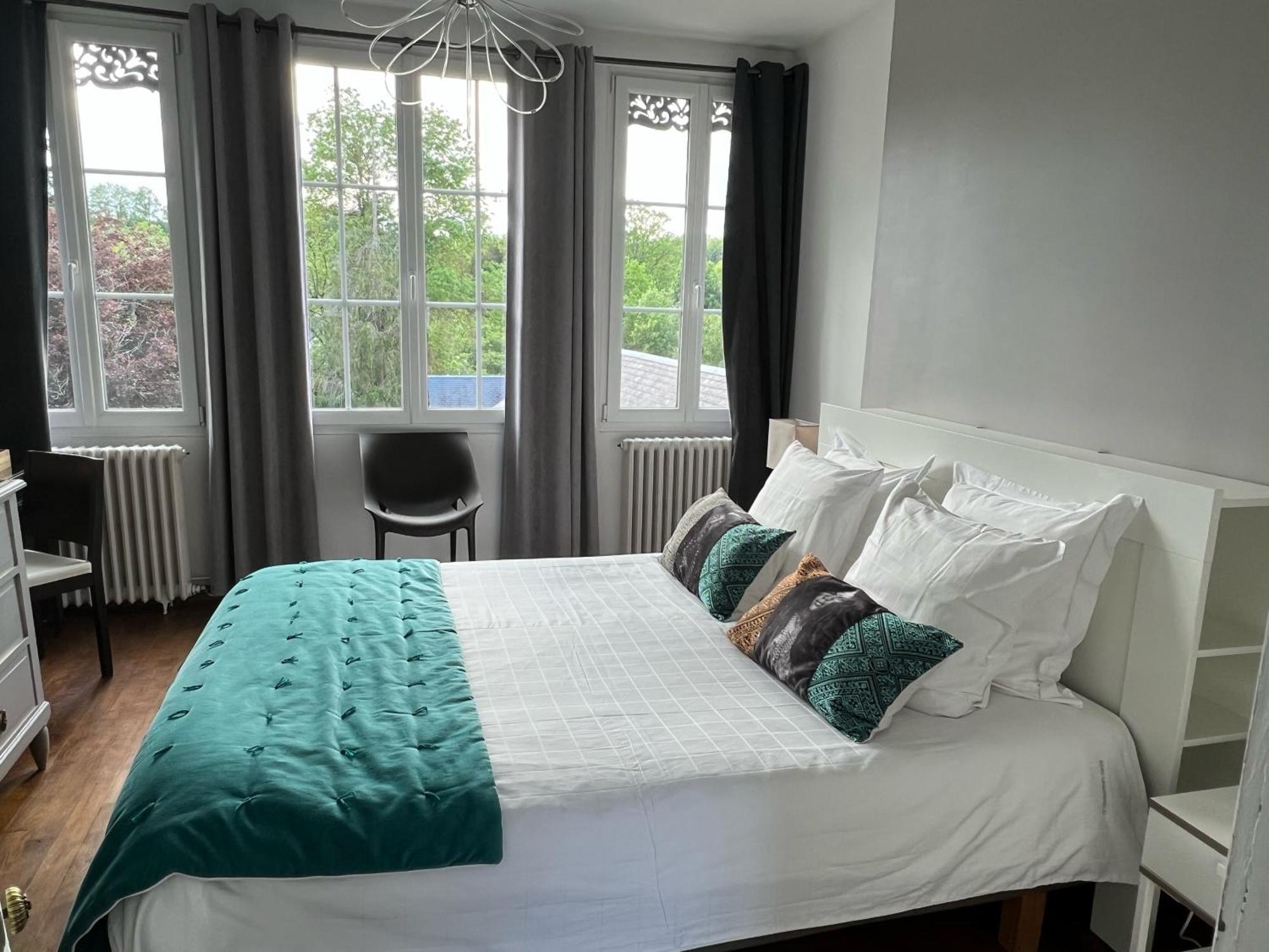 Chambres D'Hotes & Spa Les Perce Neige Vernou-sur-Brenne Bagian luar foto